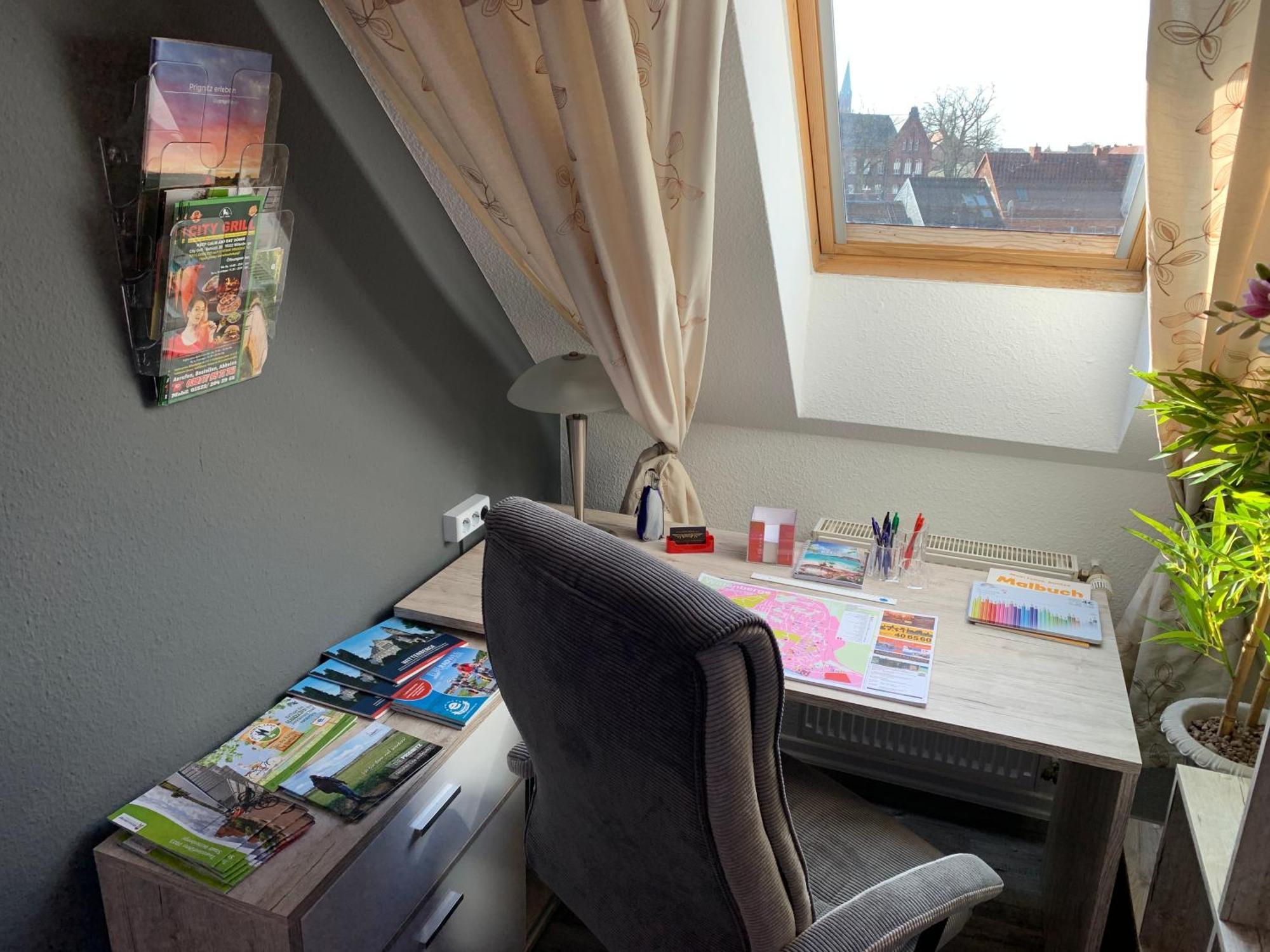 Best-Preis Ferienwohnung Mit Netflix, Self-Check-In, Ebike Ladestation Im Fahrradraum, Wlan - Direkt Am Elberadweg Im Herzen Von Wittenberge Εξωτερικό φωτογραφία
